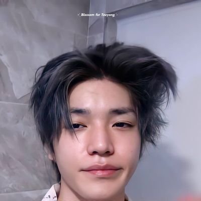 jaeyongmp4's profile picture. she/her