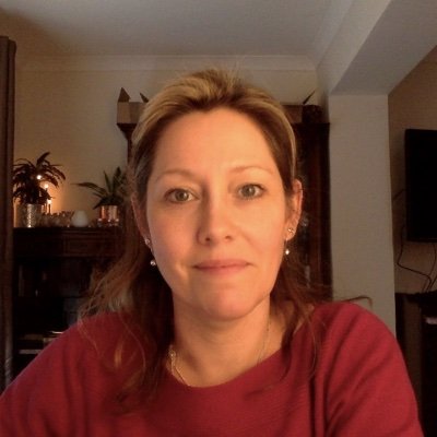 KarenJMonz's profile picture. 