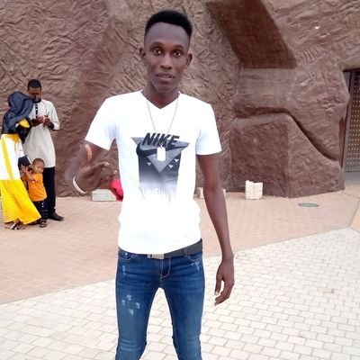 AmadouD07505185's profile picture. aimable