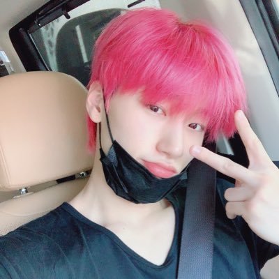 choislays's profile picture. #최산