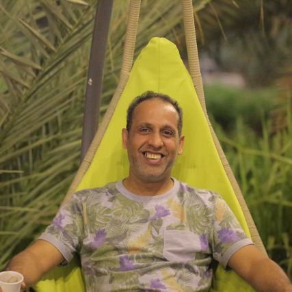 GoTaiger46's profile picture. ما أكثر الناس لا بل ما أقلهم الله يعلم أني لم أقل فندا...أني لأفتح عيني حين أفتحها على كثيراً ولكن لا أرى احداً