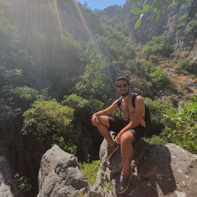 yigitdurak's profile picture. Man, Moment, Machine