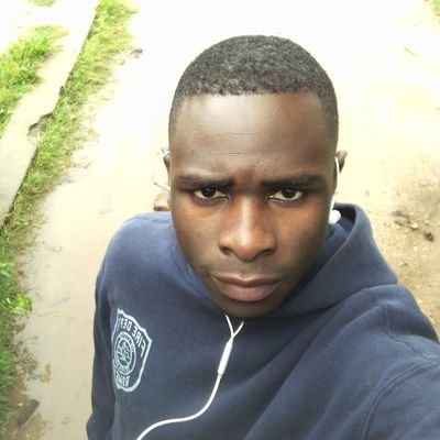 TinayesheG's profile picture. 