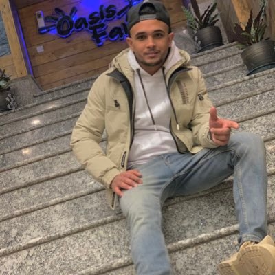 Abdulra83008917's profile picture. ‏‏الحيااااه مجرد خيااال  👌
  بالفعل جوزاء 💪