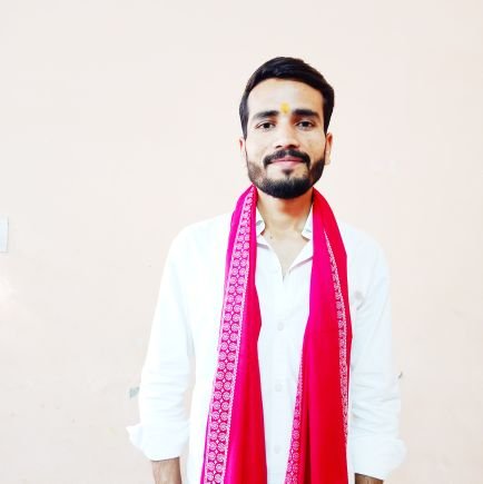 #Politician
राष्ट्रीय कार्यकारिणी सदस्य (सपा)छात्र सभा,
पूर्व उपाध्यक्ष ल. वि.वि.,
छात्र नेता - लखनऊ विश्वविद्यालय,
143- विधानसभा कस्ता (खीरी)
