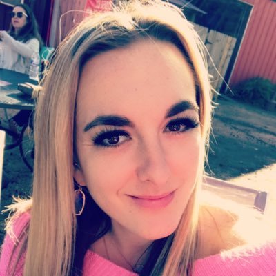 BeccaJernberg's profile picture. Wife, mother of 2 beautiful girls. Counselor at Beck Jr High 🐾