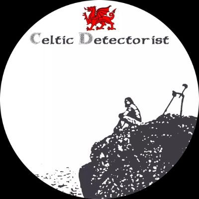I'm Chris. Metal detectorist and history enthusiast from North Wales. Come join me on my journey where ill be detecting fields, beaches and woodland