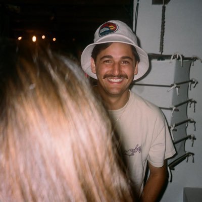 josemichel00's profile picture. si te lo explicó  no lo entenderías 🔴⚫️