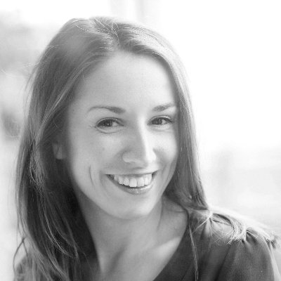 Customized French Lessons in Paris with Caroline. PhD in Linguistics & 15 years of teaching experience 🇫🇷 #tutor #french #lessons #paris #courses #classes