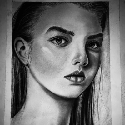 لرُبما رسمةٌ تُعبِر عمّا بداخِلنا 🖤. _____ . _____ . _____ جدة /🇸🇦 أرسُم وأستقبل طلباتِكم بكل حُب 🤍