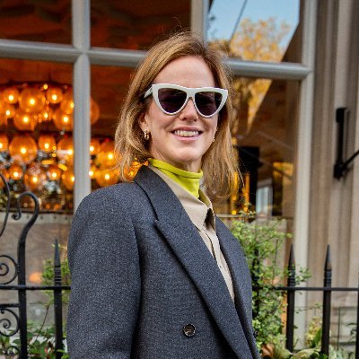 edit_london's profile picture. Hi - I'm Jacqueline. I help women look quietly sensational to scale their reputation and success 🙌 #dresswellsaymore #yoursoftpowerasset #stylist