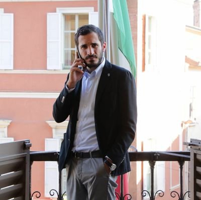 enzlat's profile picture. Dottore di ricerca in diritto costituzionale - Università di Bologna.