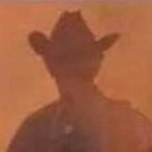 magagenta's profile picture. howdy