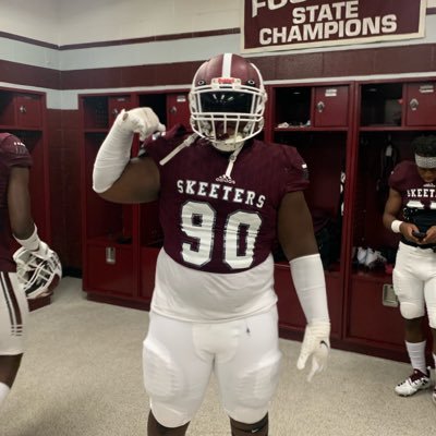 Marlon Thompson-Leatch |Mesquite high school📍|2021 DPOY| | 3x All-District DT/NG🏈 | Class of 22’🎓#Longlive2 https://t.co/OKSEsGcK3B