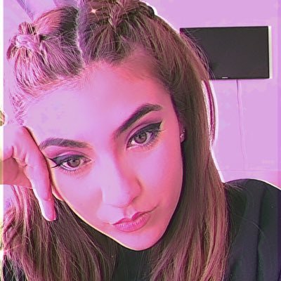 KReptilia's profile picture. Mujer polifacética nueva en Twitter, síganme!  me encantan los Animales, la Arquitectura y los Autos principalmente