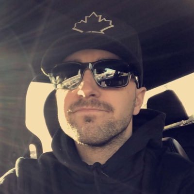 Streamer on twitch follow for milestone giveaways!