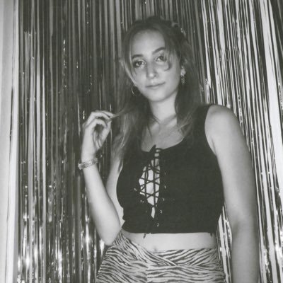 younglexapro's profile picture. sometimes i use this app