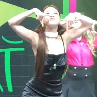 toshi🐒 쪽발이 (@kkluv535353j) 's Twitter Profile
