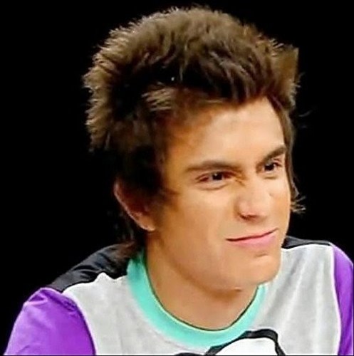 FC dedicado ao @pelurestart . Desconfio que o amor é você Pedro Lucas ♥ . Dona : @SuGiorne . FOLLOW - ME ? :D
