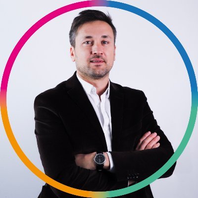 LKuperas's profile picture. Président fondateur de @Digitallevents_  💬 Organise les salon #emploi #virtuel @JobsIn_ 🚀