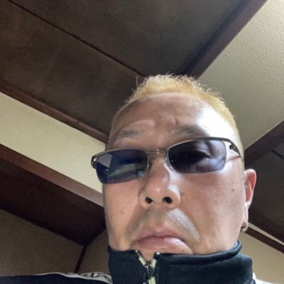 L4veTCWDb7y6gyn's profile picture. 