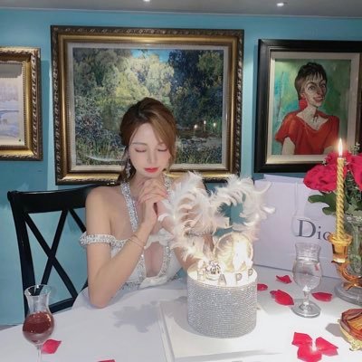 Asuuuukaaaa318's profile picture. 苦しんでる女性を救いたくてレクチャーをはじめました。私にしかできないリアルタイム配信。