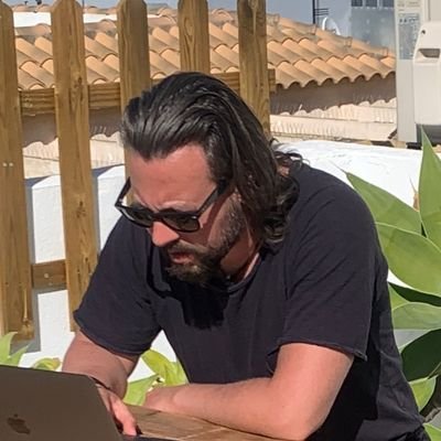 Hago cosas que me gustan, para que me guste hacer las cosas que hago. Web Dev | Drupal Lover