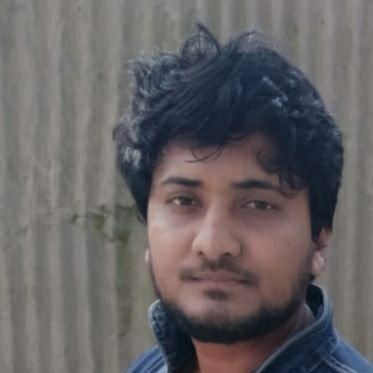 I am independent and hardworking person. I'd like to do my job in time. Love to make new friends. Passing time with hangouts. Feel special when she by my side..