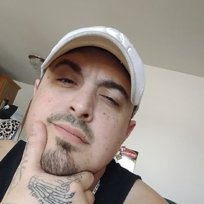 Just a failure tryin 2 figure this place out.
World's most uninteresting human.
*We all (me included) need 2 do more empathizing and do way less criticizing*
