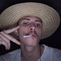 porque, xaxa? (@xaxastachovski) 's Twitter Profile Photo