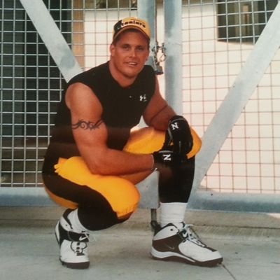 Former pro football player. Special Forces Family man. Proud fighter For freedom CAG.Penn state Georgia Tech Wreck. Fighting for America. And liberties?