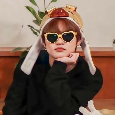 ➬𝓒𝓸𝓶𝓮 𝓬𝓵𝓸𝓼𝓮𝓻 𝓽𝓸 𝓶𝓮໋․᮫࣭۫⋅܂۟ ⋅
➬𝓣𝓱𝓮 𝔀𝓸𝓻𝓵𝓭 𝓲𝓼 𝓸𝓾𝓽໋․᮫࣭۫⋅܂۟⋅