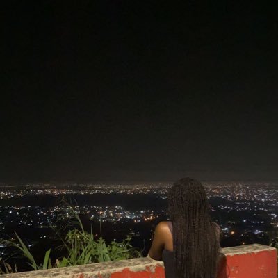 An introvert with an extrovert personality... An extrovert with an introvert personality. 🚺