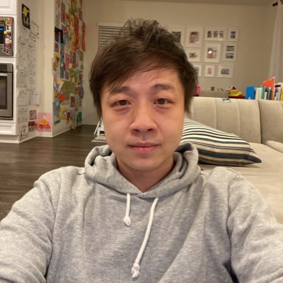 data nerd, sports follower, I like play basketball and dota2, beginning skateboarder