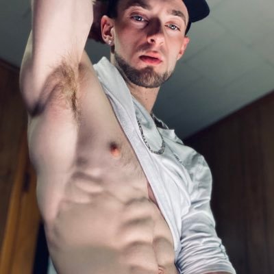 MONEY MIKE !. 24 AND AN AUTHENTIC KING . YOU CANT TEACH ALPHA LEADERSHIP , YOURE EITHER DOMINANT OR DOMINANTED Skype-imthronebound@gmail.com