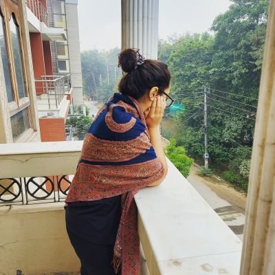 Work in a digital ad agency. Original account @hi_its_srishti. Here to follow brands and learn a thing or two from #MarketingTwitter. Say hello!