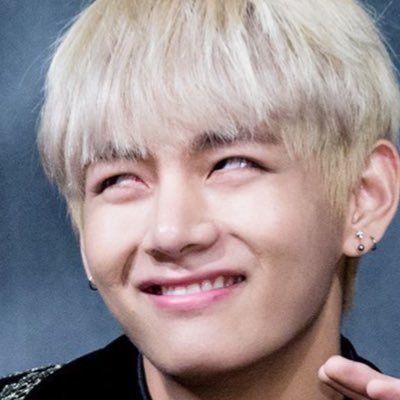 テテよりのallペン / 同ペン〇 /armyと語り合いたい / テテペンと語り合いたい / 無言フォローすみません🙏 / 分からないこといっぱいあるので教えて欲しいです🙏 /07line