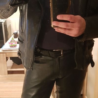 LeObrero's profile picture. .