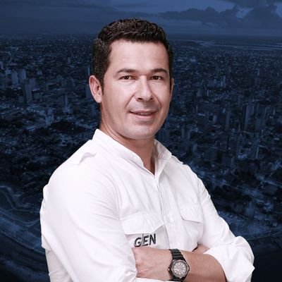 benegaseverr's profile picture. Periodista, editor.