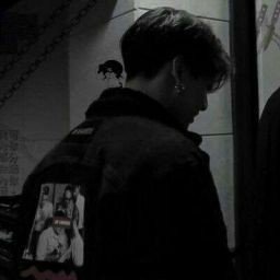 ㅤ𝐉𝐞𝐨𝐧 𝐉𝐮𝐧𝐠𝐤𝐨𝐨𝐤 ❲ #𝐔𝐍𝐑𝐄𝐀𝐋 ╱ 𝟭𝟵𝟵𝟳 〕┊Talented man with good behaviour, nothing is something that he can't do. 방탄소년단's Golden maknae with a 𝘀𝘄𝗲𝗲𝘁 smile.