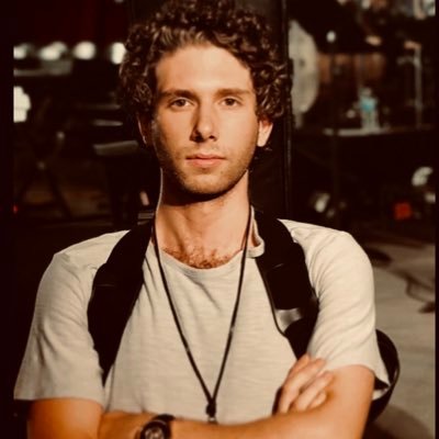 KevinRatiu's profile picture. Watching, observing, learning.