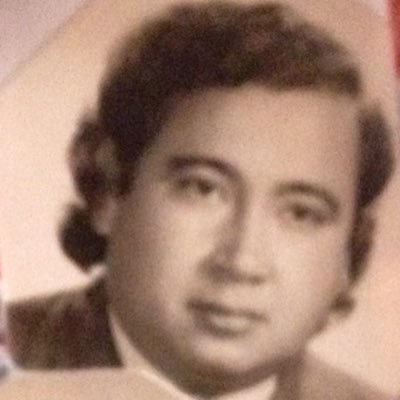 EJDavila45's profile picture. UNO ES DUEÑO DE LO QUE CALLA Y ESCLAVO DE LO QUE DICE