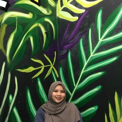 linyyyyyyyyyy's profile picture. I like food more than I like people.