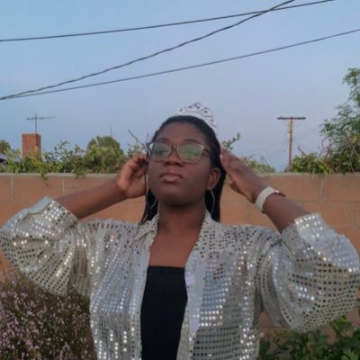 karenegu's profile picture. ✞ • be a kind person, it isn’t hard