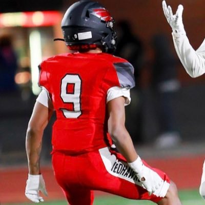 C/O ‘21🏋🏽♂️🏈 RB #9. insta @Riccooo7. LLZ💙 LLM💔