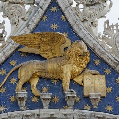 flyinglleo's profile picture. Globe trotter