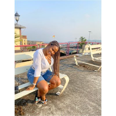 creative🌹, Believer❤️🙏🏽..I refuse to sink,Love Dancing 💃,Music 🎶 addicted🦋