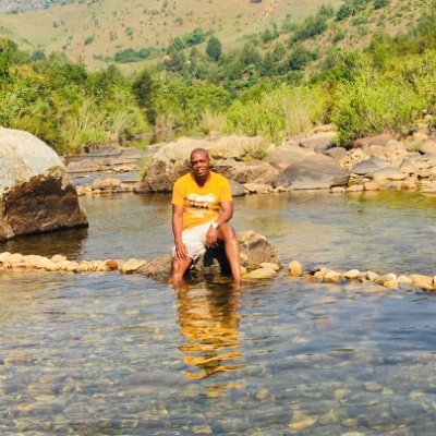 Exploring and showcasing the beauty of the Eastern Highlands and its people. This beautiful country!!