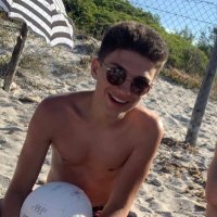 sim (@simonj23j) 's Twitter Profile