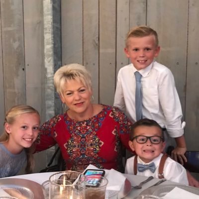 HolshouserLara's profile picture. 